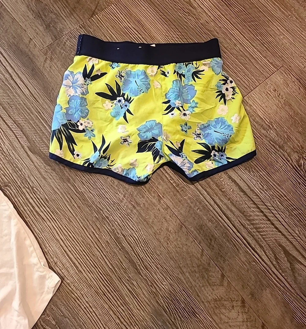 Always Be Mermaids Flip Sequins Top & Matching Tropical Shorts Size 7/8